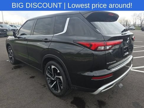 Used 2022 Mitsubishi Outlander SE AWD/4WD image 16