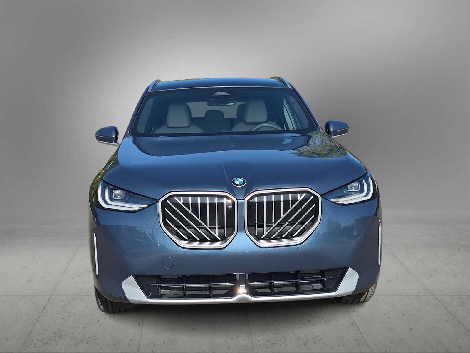 Used 2026 BMW X3 xDrive30i w/ Premium Package AWD/4WD image 3