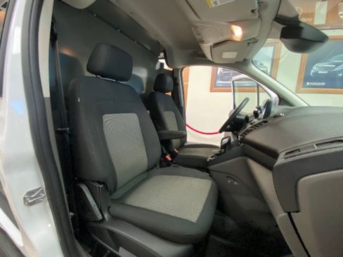 Used 2020 Ford Transit Connect XL FWD image 16