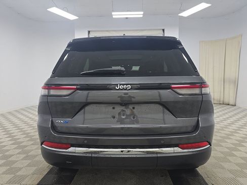 Used 2023 Jeep Grand Cherokee 4WD 4xe image 7