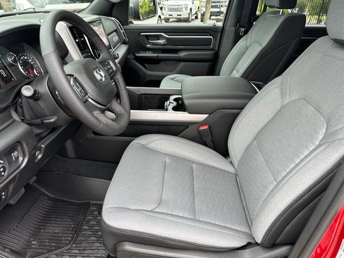 New 2026 RAM 1500 4x4 Crew Cab image 18