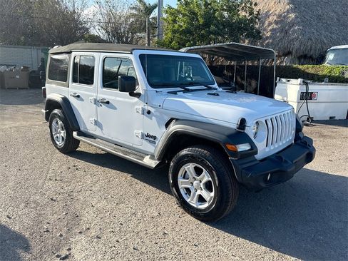Used 2021 Jeep Wrangler Unlimited Sport image 4