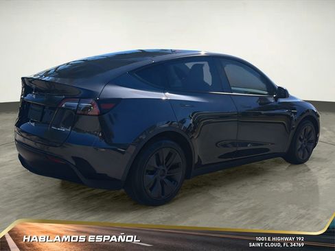 Used 2025 Tesla Model Y Long Range image 6