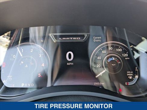 Used 2023 RAM 3500 Limited image 14