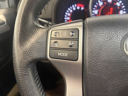 Used 2012 Toyota 4Runner Limited AWD/4WD image 21