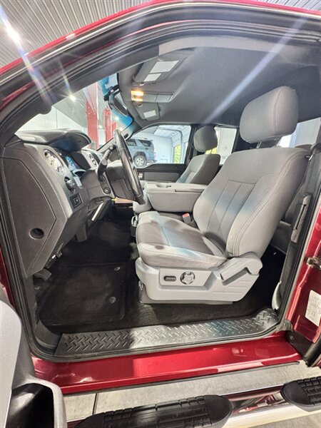 Used 2013 Ford F150 XLT w/ Luxury Equipment Group AWD/4WD image 8