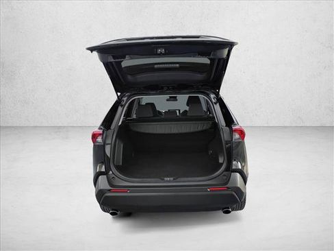 Used 2025 Toyota RAV4 XLE image 7