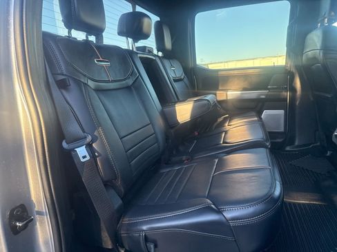 Used 2024 Ford F250 Platinum image 38