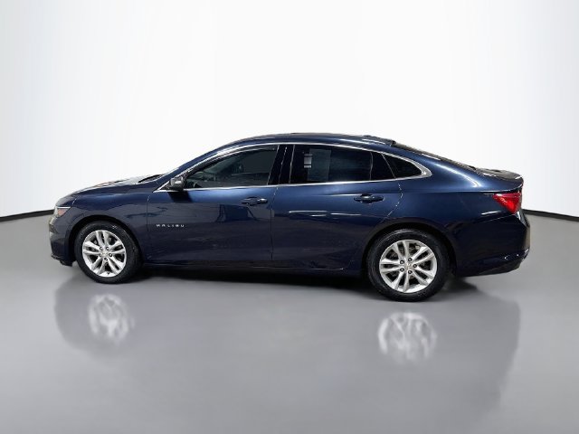 Used 2016 Chevrolet Malibu LT FWD image 10