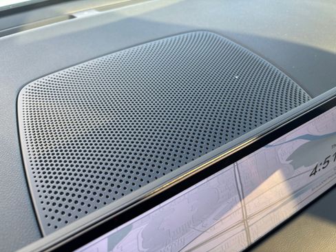 Used 2026 Genesis GV70 2.5T Advanced image 27