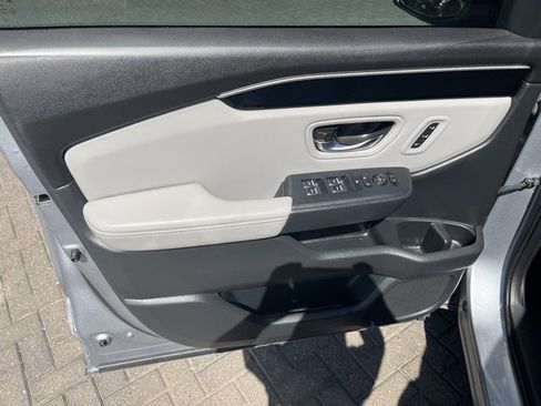 Certified 2023 Honda Pilot EX-L image 18