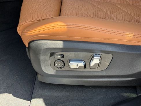 New 2026 BMW X5 xDrive50e image 13