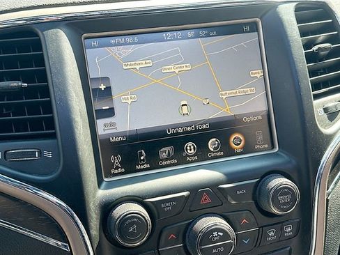 Used 2016 Jeep Grand Cherokee Limited image 14