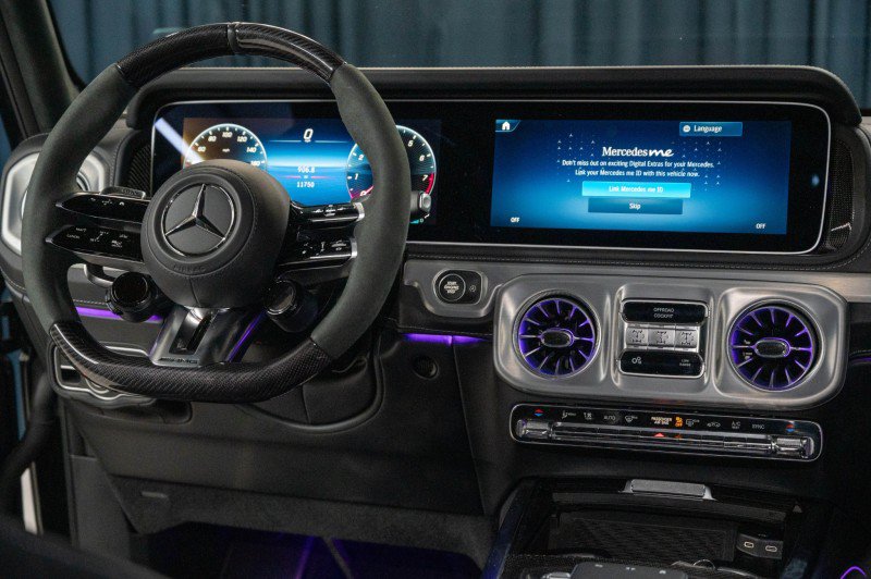 Certified 2025 Mercedes-Benz G 63 AMG 4MATIC image 18
