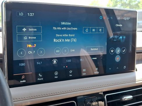 Used 2022 Lincoln Nautilus Reserve AWD/4WD image 18