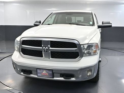 Used 2017 RAM 1500 Classic SLT AWD/4WD image 11