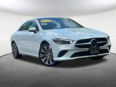 Used 2022 Mercedes-Benz CLA 250 4MATIC image 2
