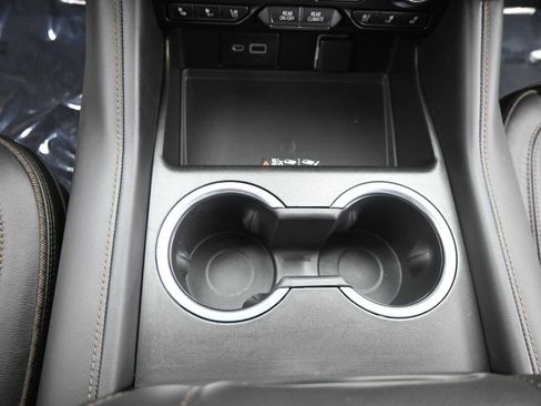 Used 2021 Chevrolet Tahoe High Country image 21