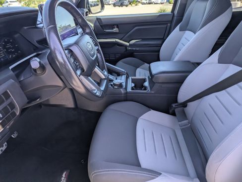 Used 2024 Toyota Tacoma TRD Sport AWD/4WD image 25