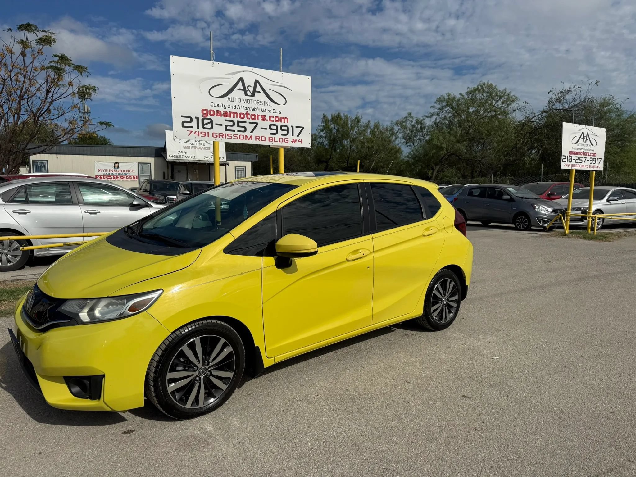 Used 2015 Honda Fit EX image 1