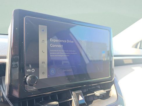 Used 2024 Toyota Corolla Cross L FWD image 18