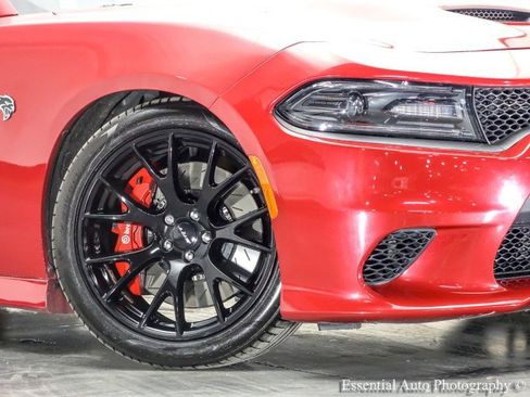 Used 2016 Dodge Charger SRT Hellcat RWD image 3