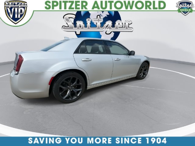 Used 2023 Chrysler 300 Touring w/ Sport Appearance Package RWD image 11