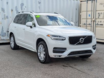 Used 2018 Volvo XC90 T5 Momentum w/ Convenience Package