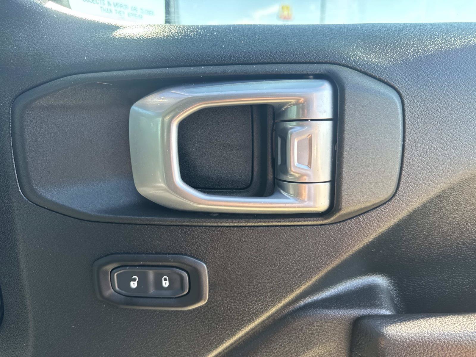 Used 2023 Jeep Wrangler Unlimited Sport AWD/4WD image 13