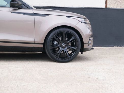 Used 2020 Land Rover Range Rover Velar R-Dynamic S image 13