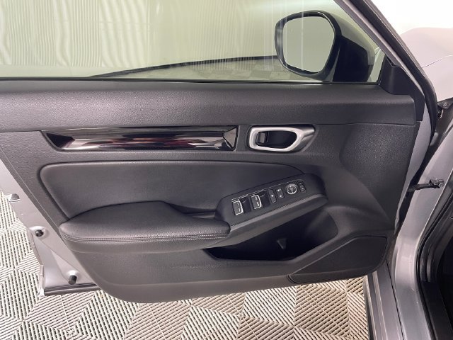 Used 2024 Honda Civic EX-L image 16