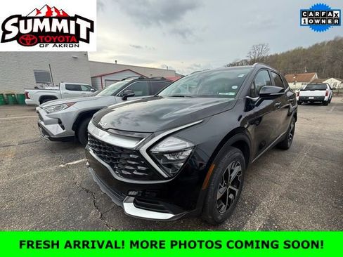 Used 2023 Kia Sportage EX image 1