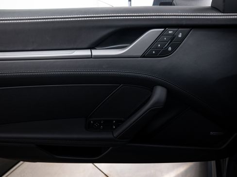 New 2026 Porsche 911 Carrera 4S image 19