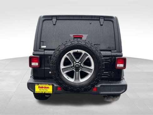 Used 2020 Jeep Wrangler Unlimited Sahara image 6