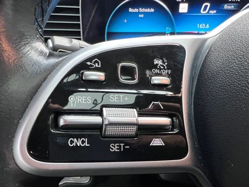 Used 2020 Mercedes-Benz GLS 450 4MATIC image 39