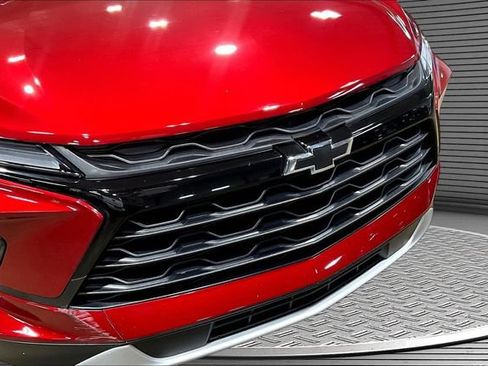 Certified 2024 Chevrolet Blazer LT w/ Convenience Package FWD image 31