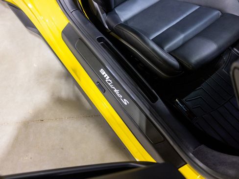 Used 2021 Porsche 911 Turbo S image 32