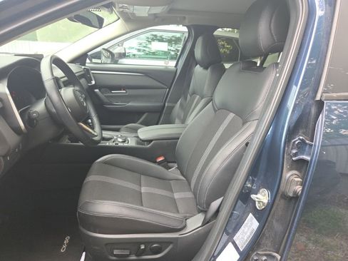 Used 2025 MAZDA CX-50 AWD 2.5 S w/ Premium Package image 3