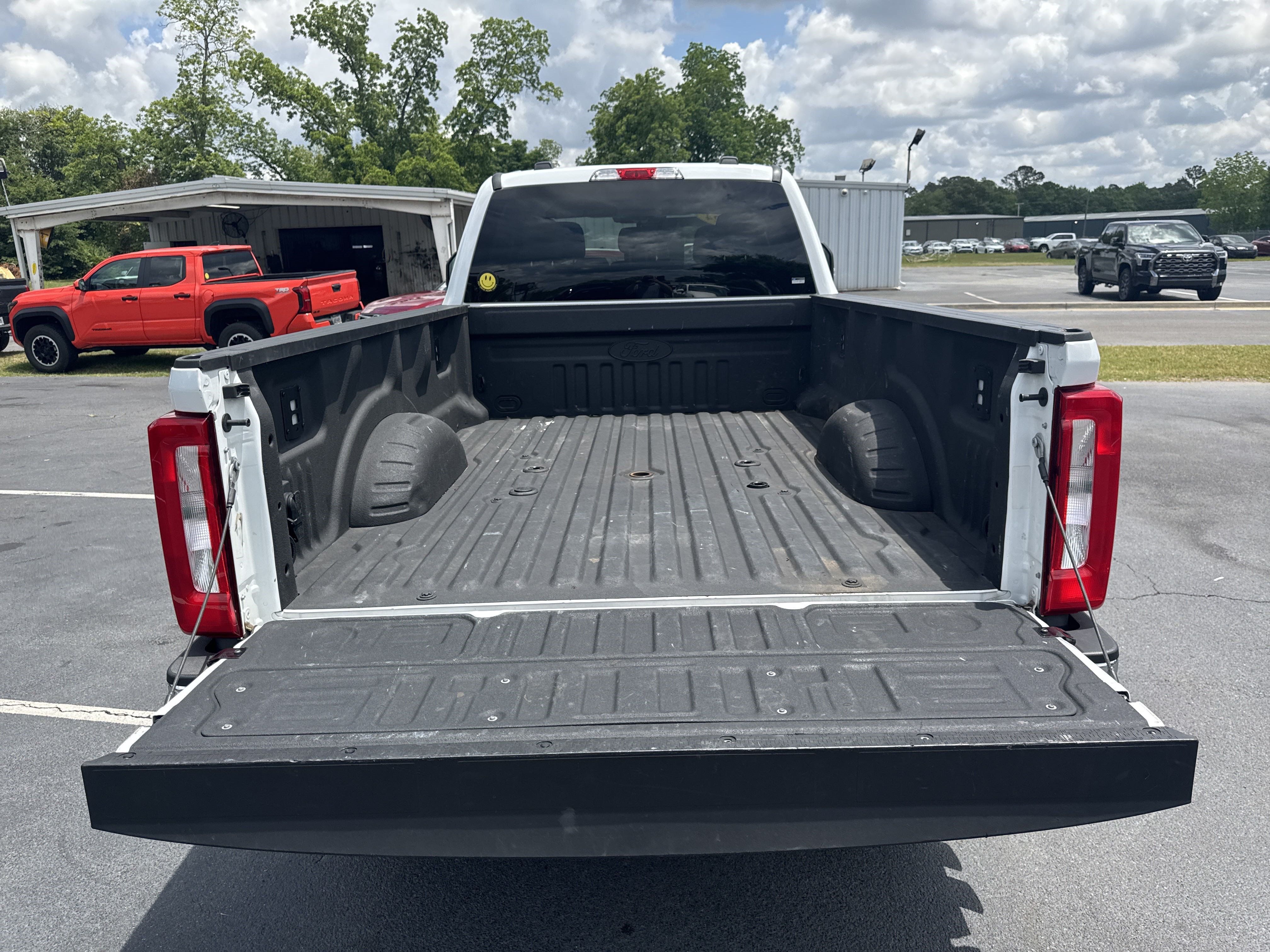 Used 2024 Ford F350 XLT AWD/4WD image 34