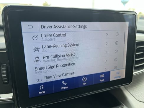 Used 2023 Ford Explorer XLT w/ Equipment Group 202A image 28