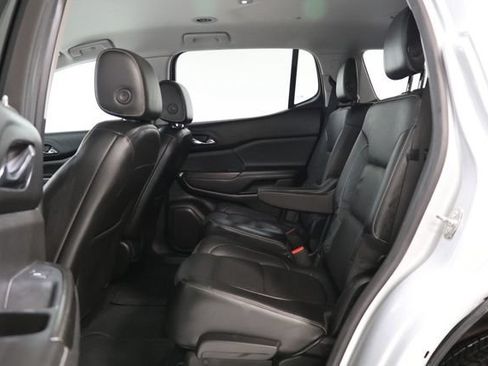 Used 2017 GMC Acadia SLT FWD image 33