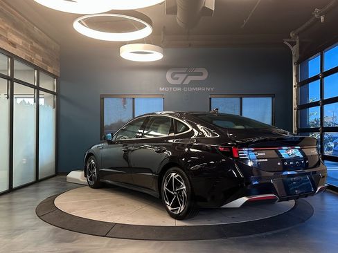 Used 2024 Hyundai Sonata SEL w/ Convenience Package image 5