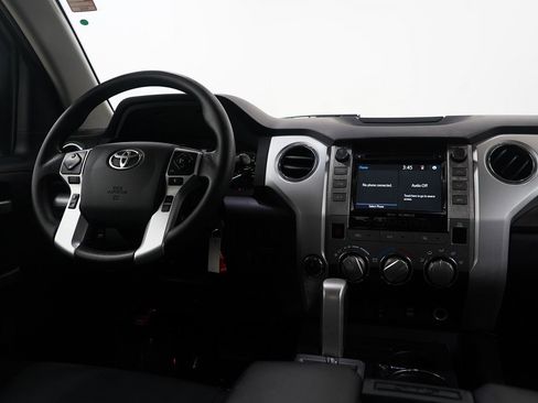 Used 2018 Toyota Tundra SR5 image 15