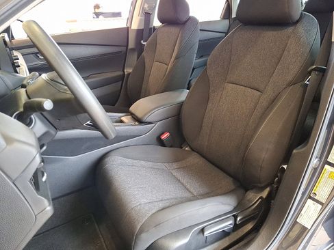 Certified 2025 Honda Accord LX image 11