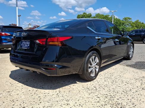 Used 2023 Nissan Altima 2.5 S FWD image 6