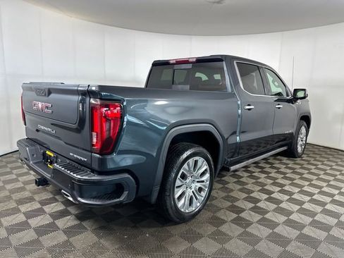 Used 2022 GMC Sierra 1500 Denali w/ Denali Premium Package image 3