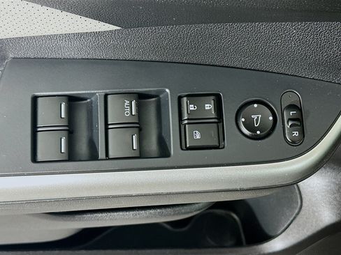 Used 2016 Honda CR-V Touring image 15