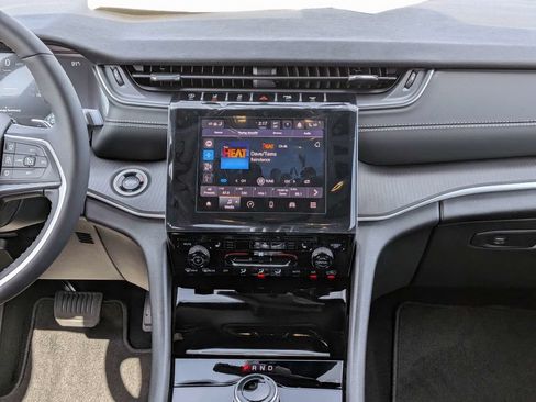 New 2026 Jeep Grand Cherokee Laredo X RWD image 19