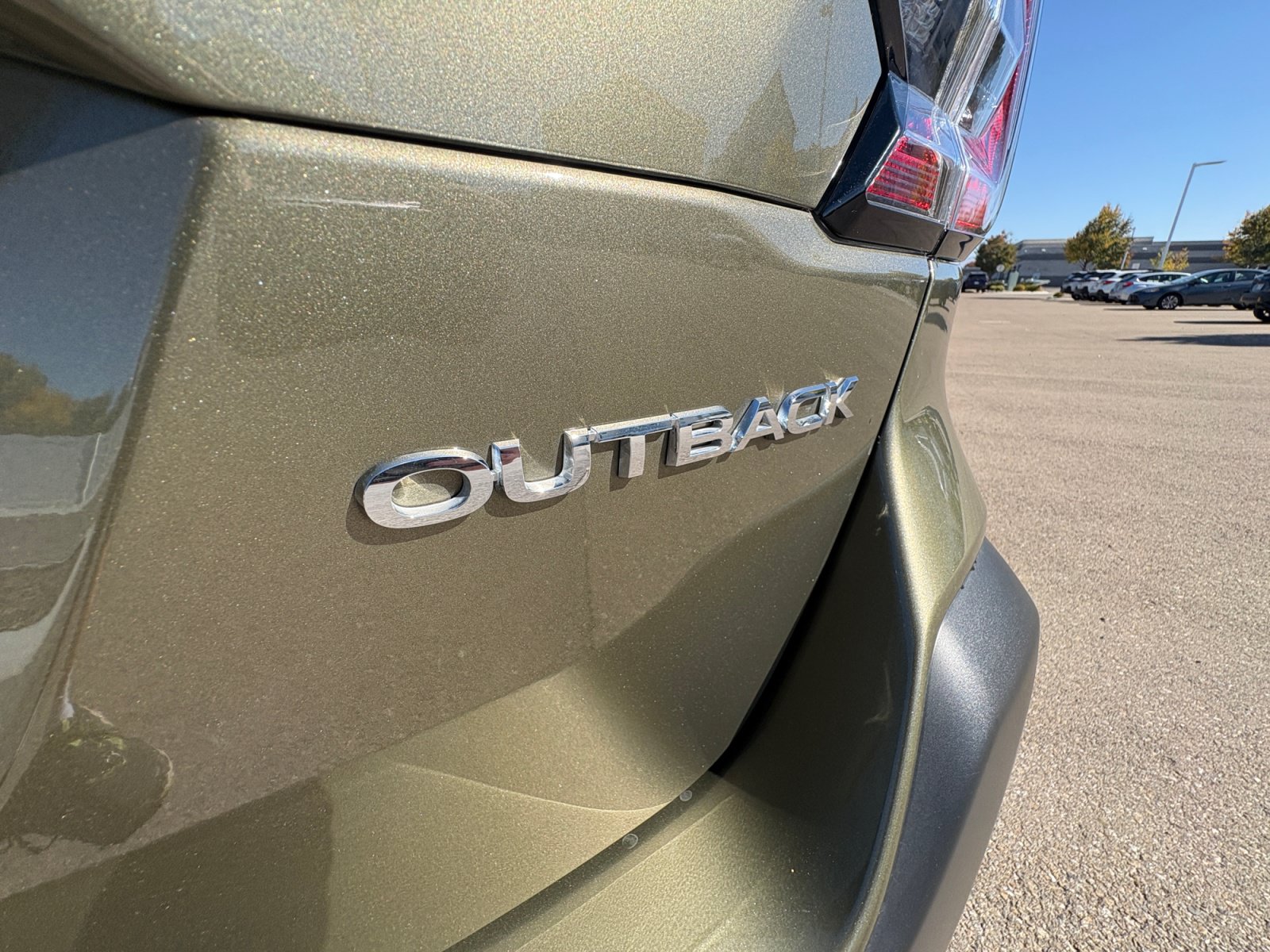 Certified 2025 Subaru Outback Premium AWD/4WD image 24