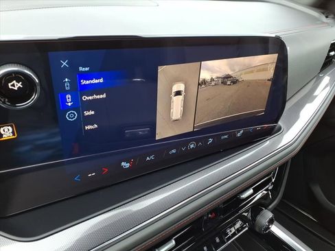 New 2026 Chevrolet Suburban RST image 15